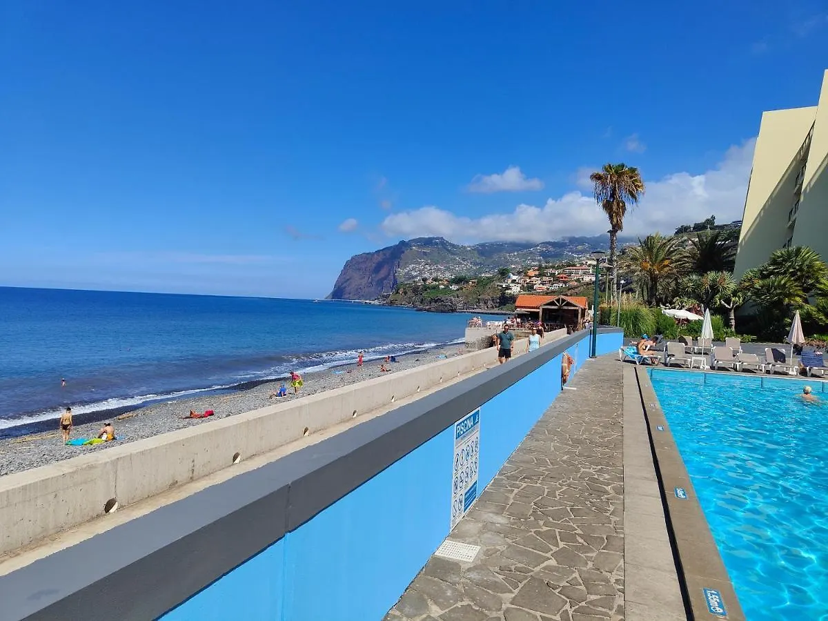 By The Beach & Pool Apartment Funchal   Funchal (Madeira)