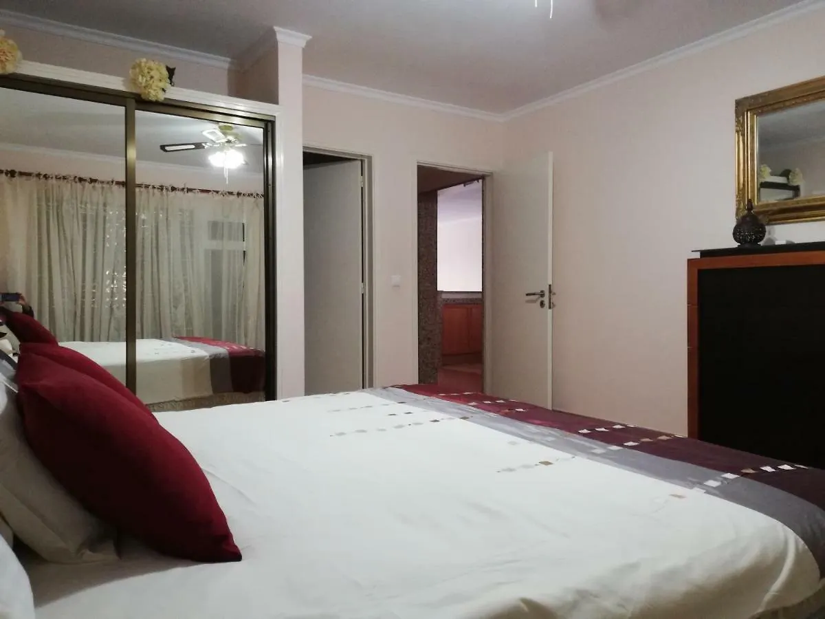 By The Beach & Pool Apartment Funchal  Funchal (Madeira)