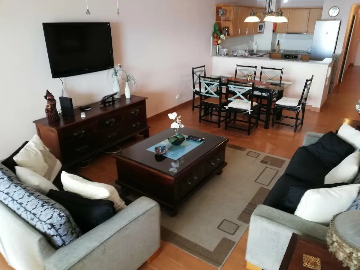 By The Beach & Pool Apartment Funchal   Funchal (Madeira)