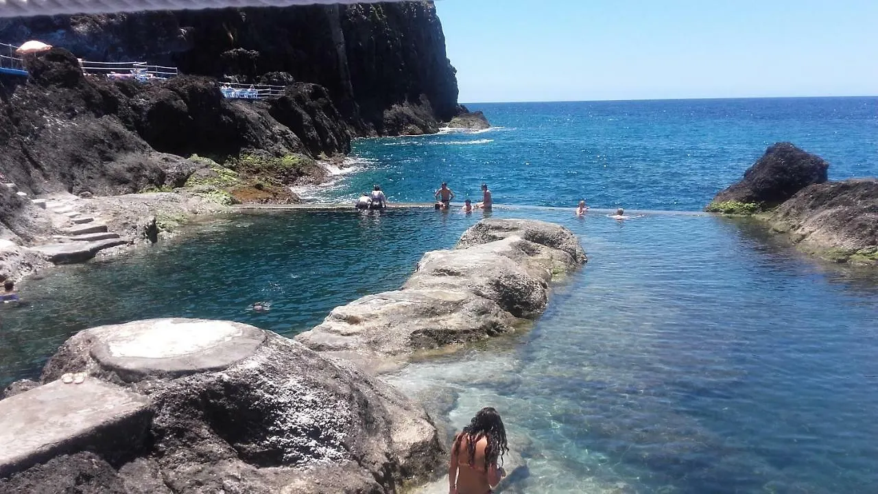 By The Beach & Pool Apartment Funchal  Funchal (Madeira)